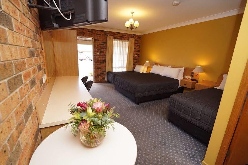Exies Bagtown Motel Griffith Exterior foto